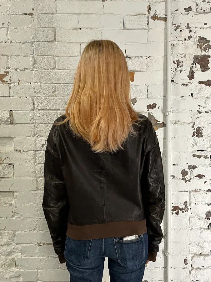 Dolce & Gabbana 2000s Dolce & Gabbana Black Leather Buttoned Bomber Jacket Size XS / US 0-2 / IT 36-38 - 3 Thumbnail