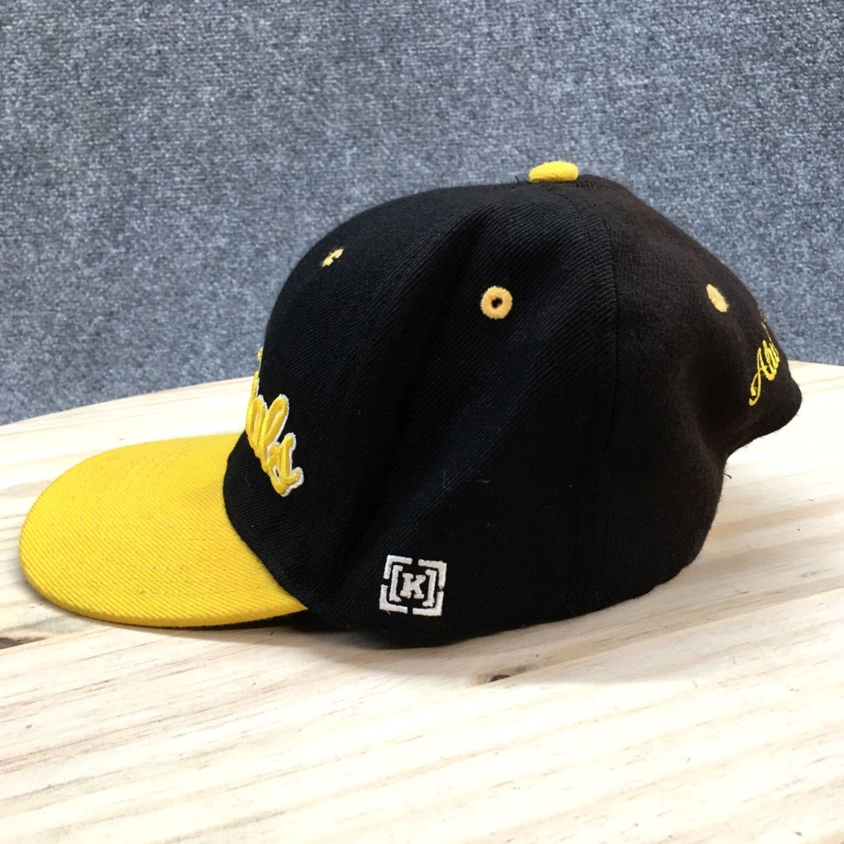 Vintage KR3W Snapback Cap Hat Men One Size Black Yellow Embroidered Adjustable Size ONE SIZE - 5 Thumbnail