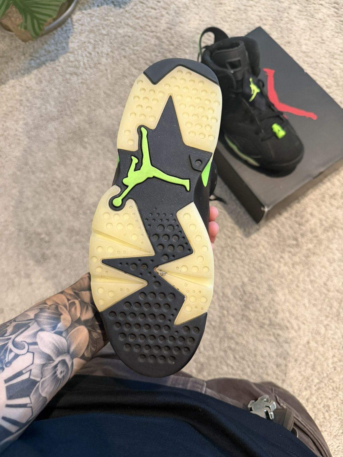 Jordan Brand Electric Green Jordan 6's Size US 8.5 / EU 41-42 - 9 Thumbnail