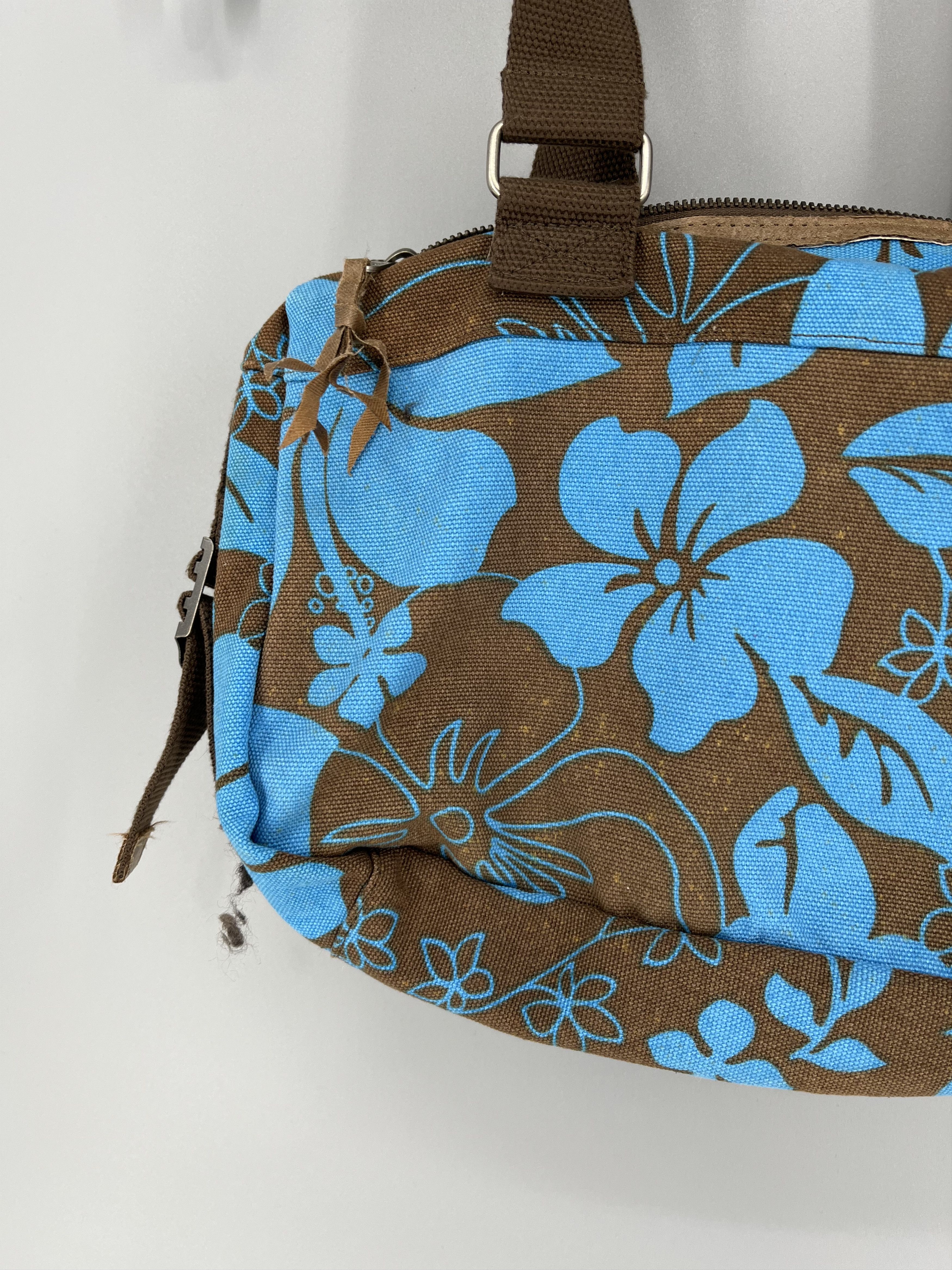 Quiksilver Vintage Y2K Roxy Quiksilver Abstract Shoulder Messenger Bag Size ONE SIZE - 11 Thumbnail