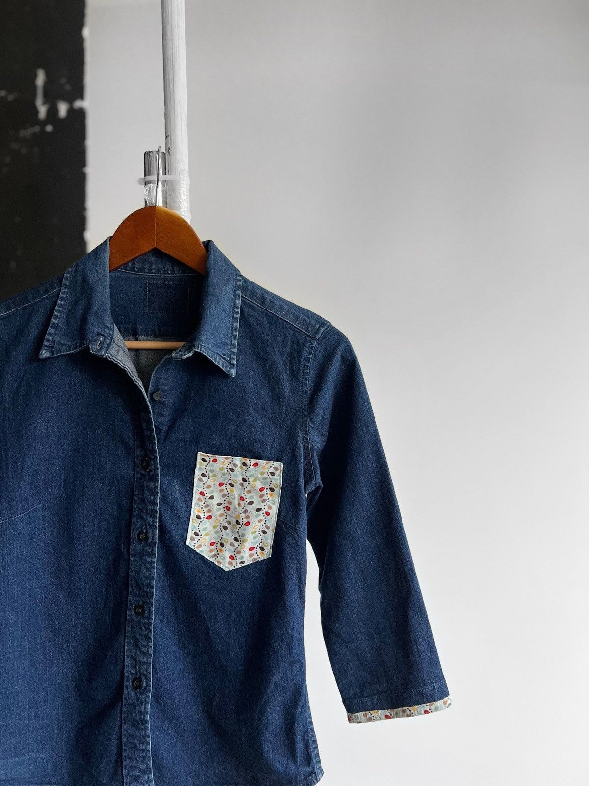 Levi's × Levi's Vintage Clothing × Vintage Levis Womens Vintage Button Blue Denim Jean Shirt Size S / US 4 / IT 40 - 2 Thumbnail