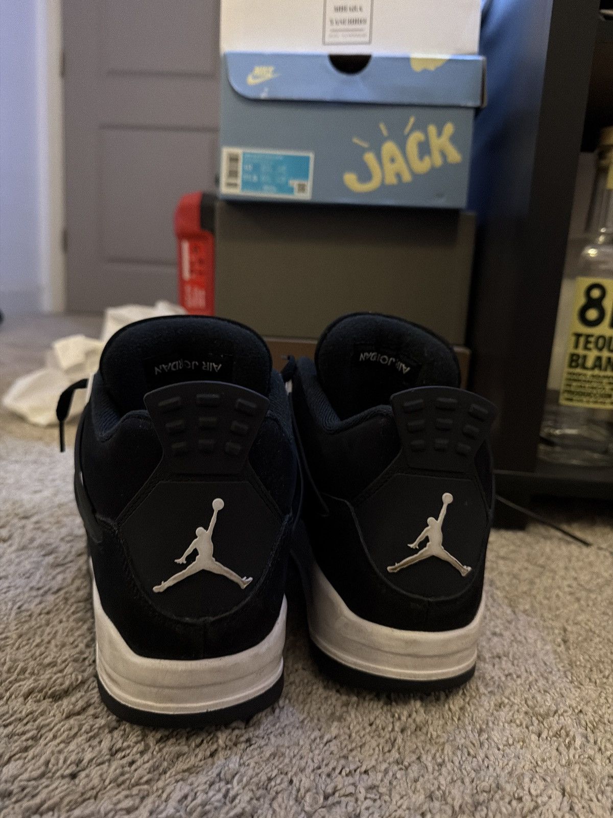Jordan Brand Jordan 4 white thunder mens 10 Size US 10 / EU 43 - 7 Thumbnail
