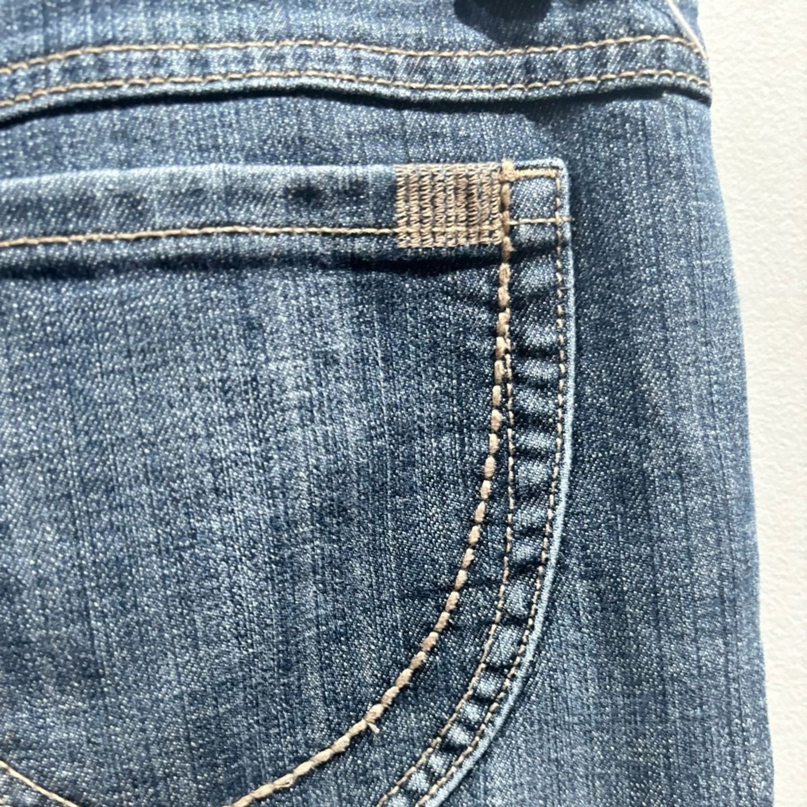 Nine West NINE WEST Broadway Straight Leg Medium Wash Denim Sz 6/27 Size 27" / US 4 / IT 40 - 5 Thumbnail