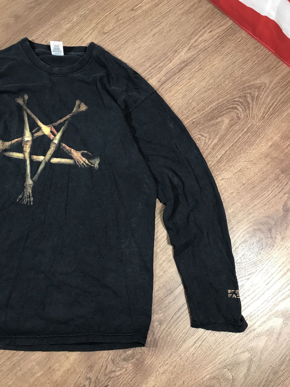 Band Tees Fear Factory 2004 Vintage Rock Band Long Sleeve Size US XL / EU 56 / 4 - 3 Thumbnail