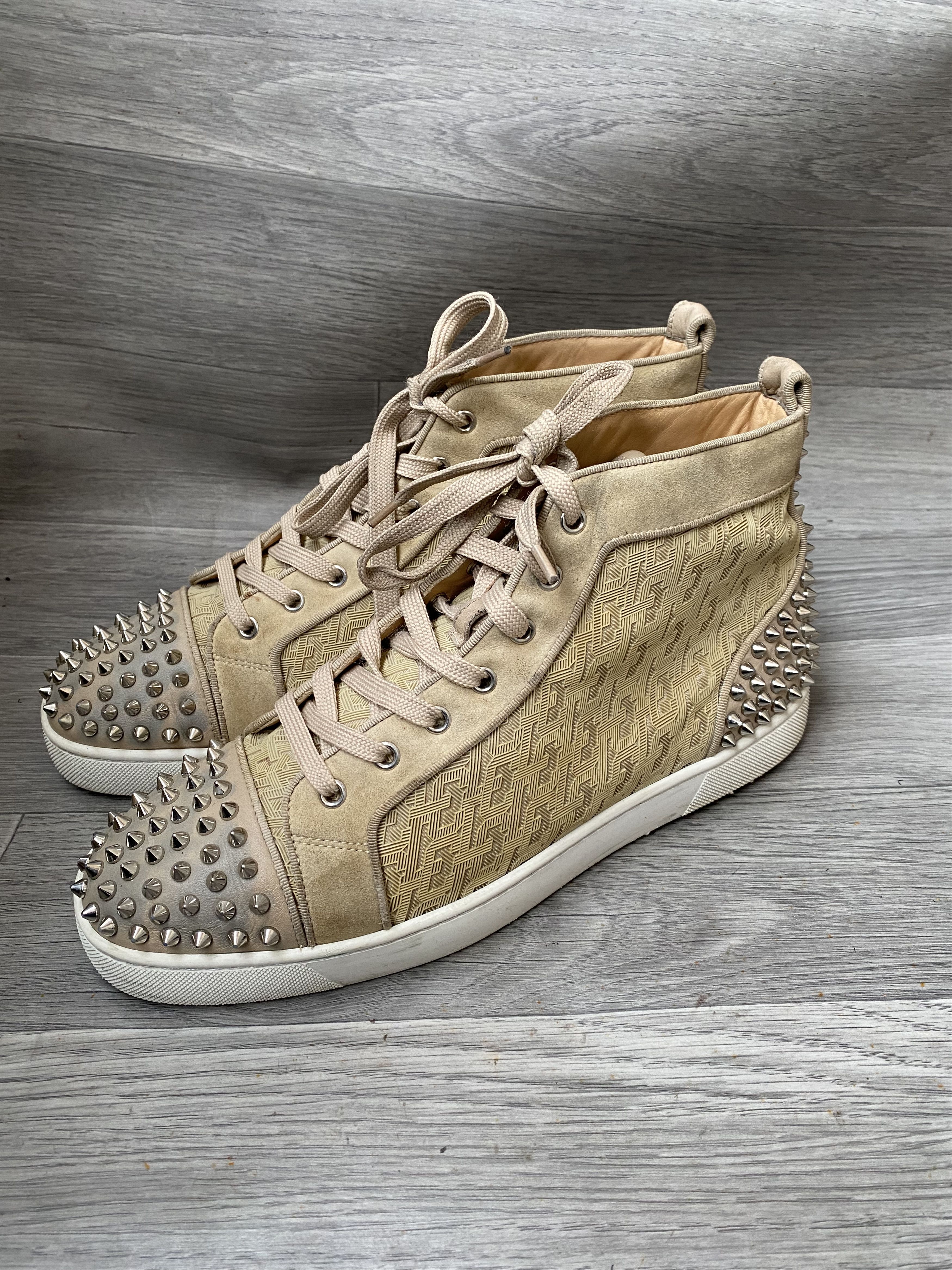 Christian Louboutin Christian loubotin beige hi-top sneakers Size US 11 / EU 44 - 1 Thumbnail