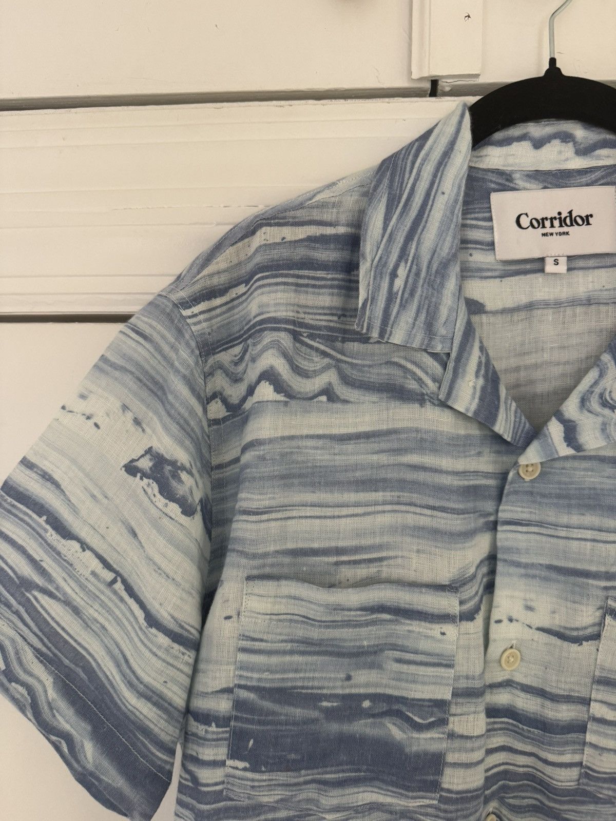 Corridor Corridor Wave Runner Short Sleeve Linen NWT Small Size US S / EU 44-46 / 1 - 2 Thumbnail