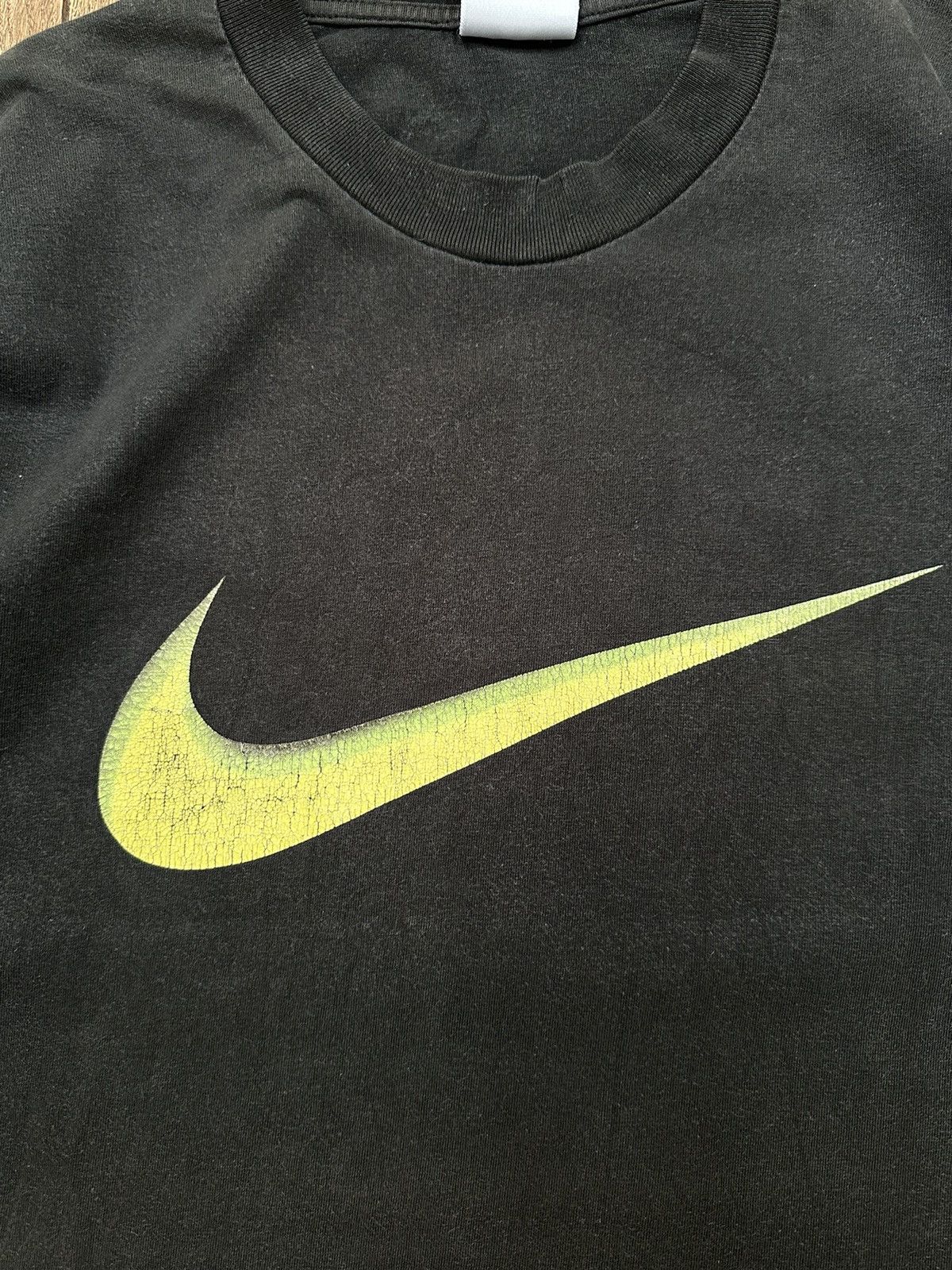 Nike × Vintage Vintage Nike Neon Green Big Swoosh Crashed Faded Tee Y2K Size US L / EU 52-54 / 3 - 3 Thumbnail