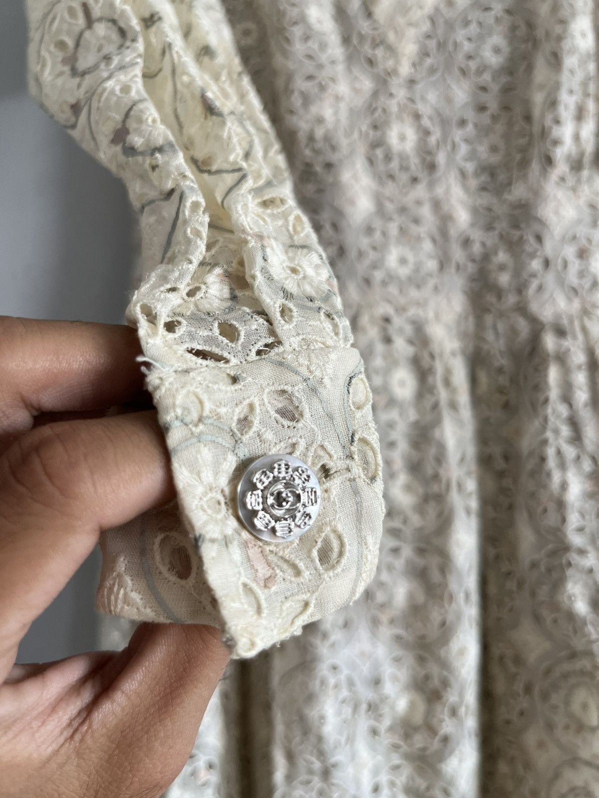 Chanel Chanel Camellia Accent Lace & Scalloped Accents Long Sleeve Size XS / US 0-2 / IT 36-38 - 9 Thumbnail