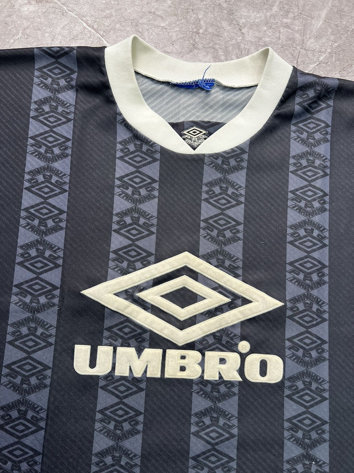 Umbro × Vintage vintage VETEMENTS STYLE UMBRO training shirt 90s Size US L / EU 52-54 / 3 - 4 Thumbnail