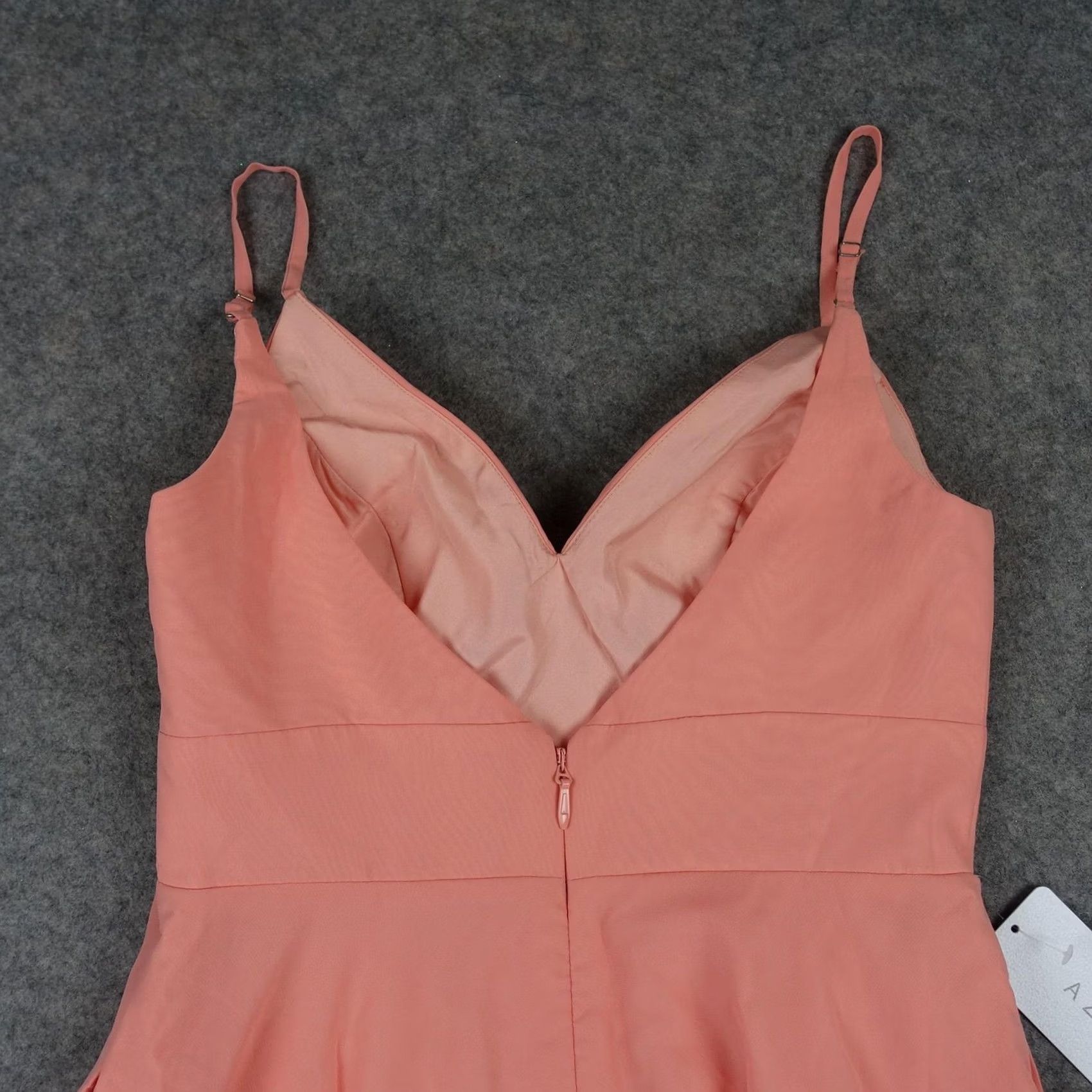 Vintage Azazie Dress Womens 6 Chiffon V-Neck A Line Knee Length Coral Pink Strap Sleeveless Zip Formal Wedding Party Couture Size M / US 6-8 / IT 42-44 - 6 Thumbnail