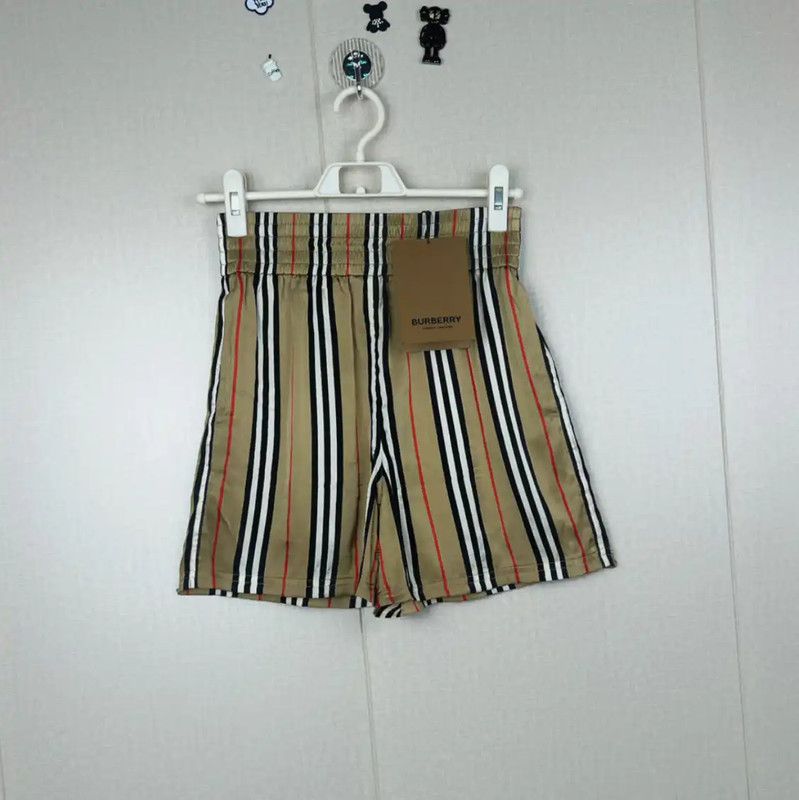 Burberry Burberry Women's Yellow Silk Shorts Size 28" / US 6 / IT 42 - 1 Thumbnail