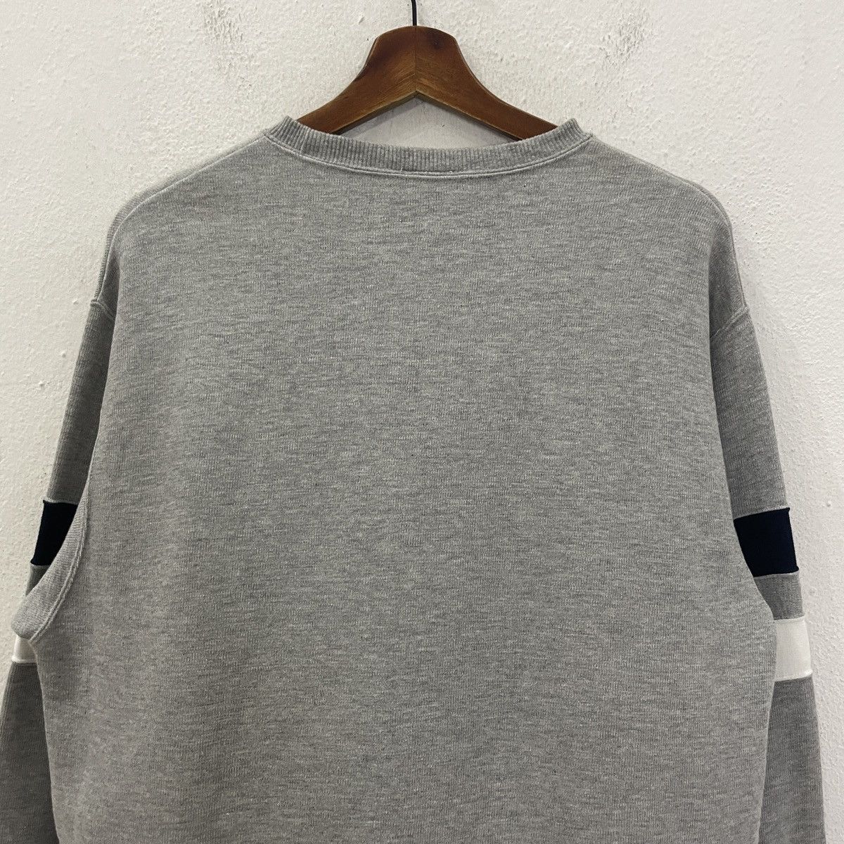 Ellesse Vintage Ellesse Embroidery Big Logo Sweatshirt Size US M / EU 48-50 / 2 - 11 Thumbnail