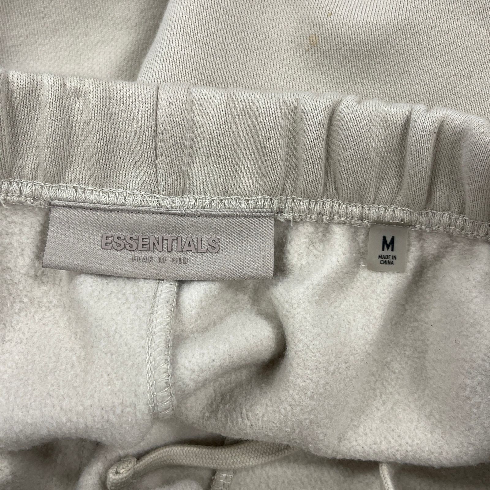 Fear of God Essentials Light Brown Fear Of God Sweat Shorts Size Medium Size US 30 / EU 46 - 4 Thumbnail