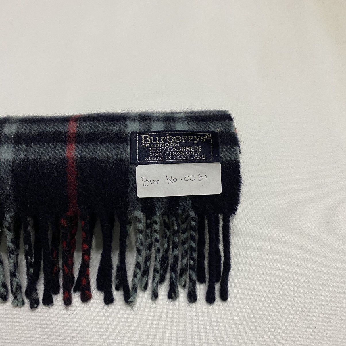Burberry BURBERRYS SCARF MUFFLER BUR051 Size ONE SIZE - 8 Thumbnail