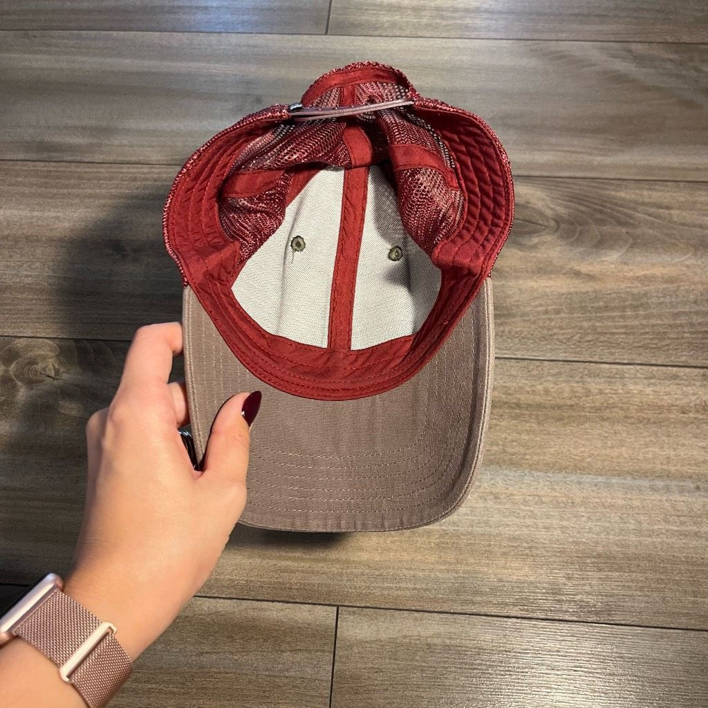 The North Face The North Face Logo Grey/ Maroon Trucker Hat Cap Size ONE SIZE - 5 Thumbnail