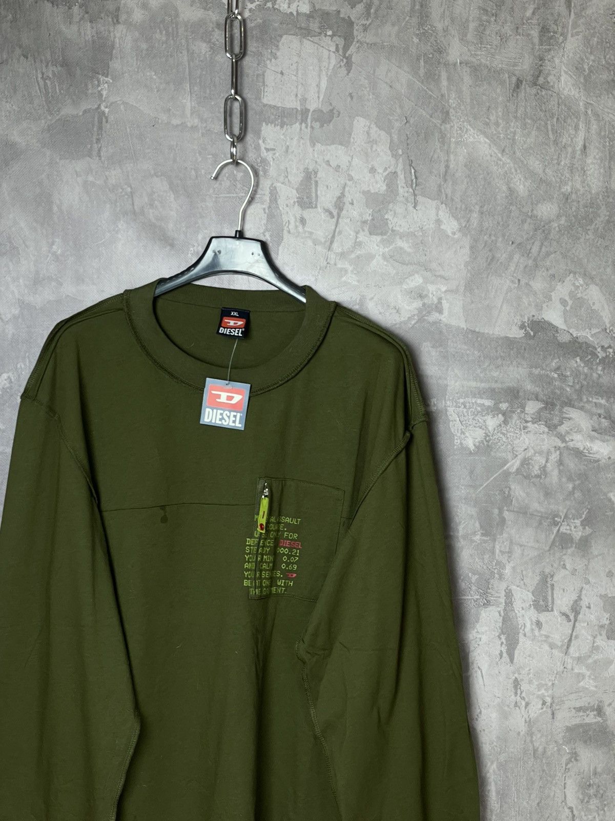 Diesel × Vintage Vintage Y2K Diesel Printed Long Sleeve T-Shirt Center Logo Size US XL / EU 56 / 4 - 4 Thumbnail