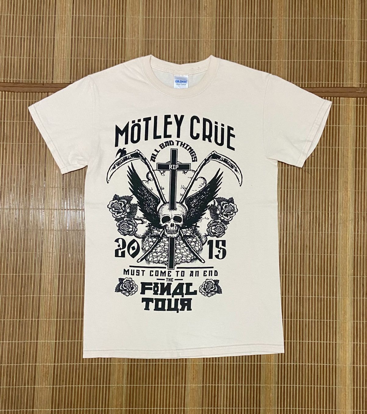 Band Tees MOTLEY CRUE FINAL TOUR TEE Size S / US 4 / IT 40 - 1 Thumbnail
