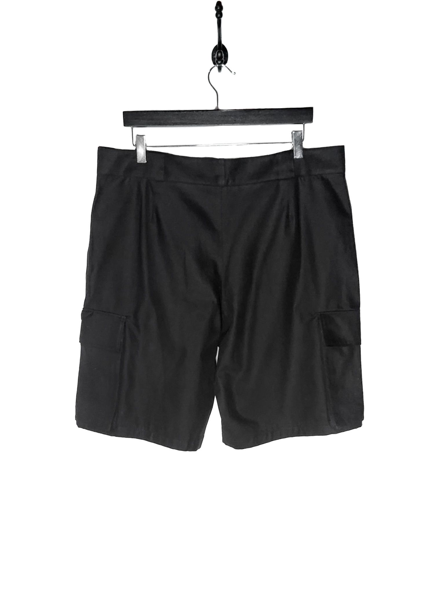 Louis Vuitton Louis Vuitton Black LVSE Soft Cargo Bermuda Shorts Size US 36 / EU 52 - 5 Thumbnail