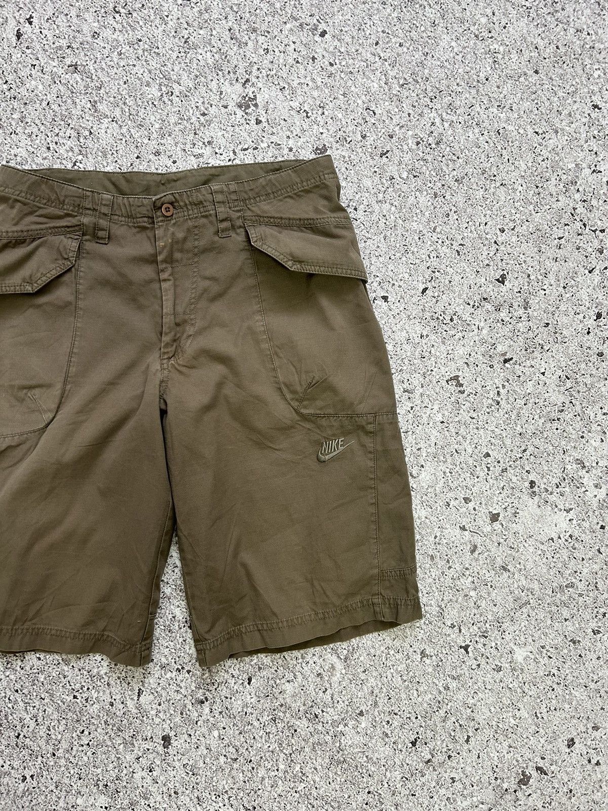 Nike × Vintage Vintage Nike military multi pocket cargo shorts cw21 size M Size US 32 / EU 48 - 5 Thumbnail
