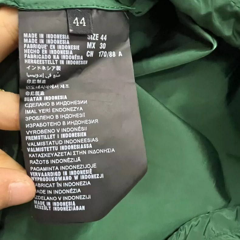 Prada Prada Green triangle logo nylon jacket 2502-Nextarrow Size US S / EU 44-46 / 1 - 3 Thumbnail