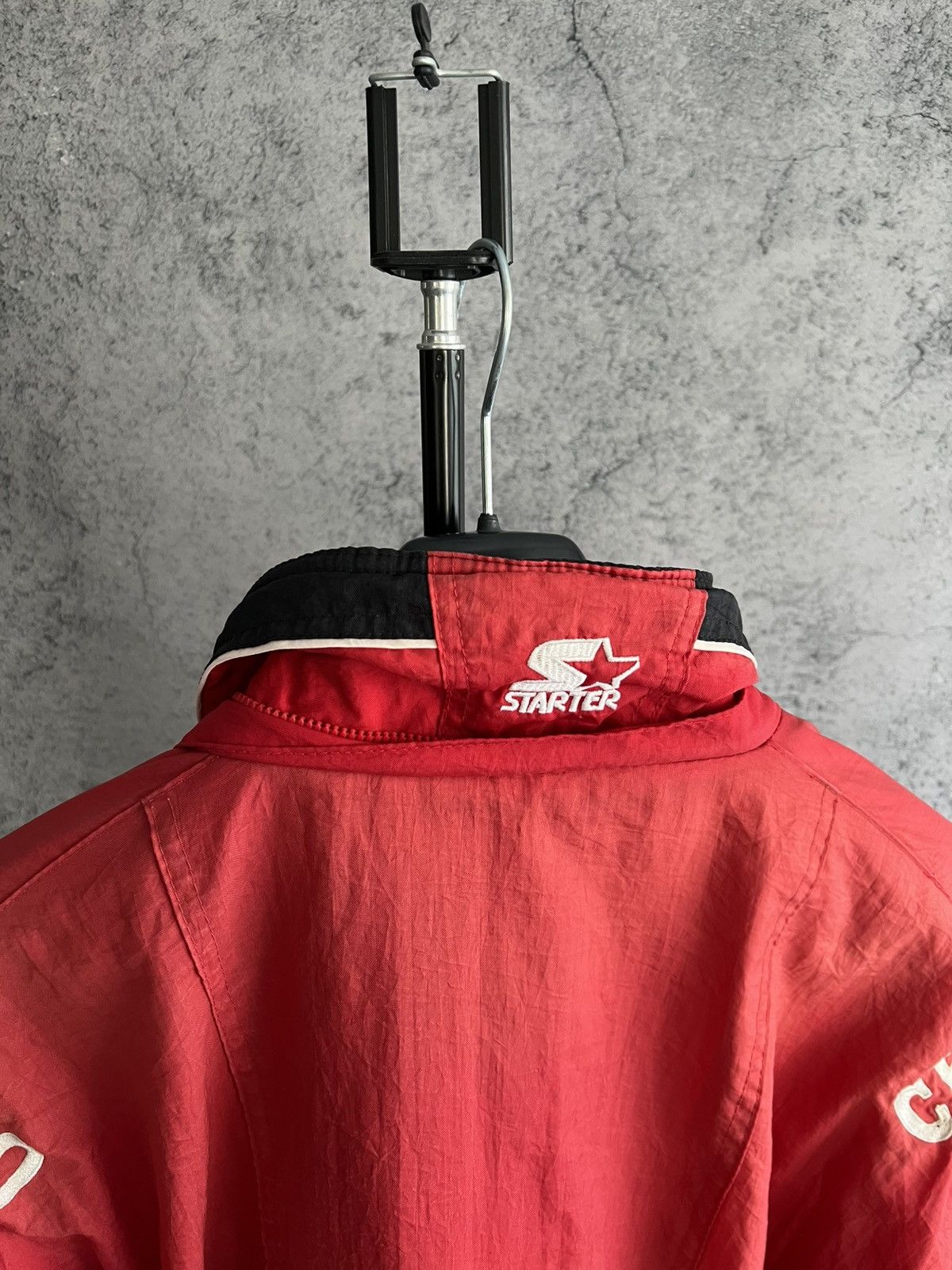 Starter Vintage Starter NBA Chicago Bulls Jacket 1990s Nylon Size US S / EU 44-46 / 1 - 11 Thumbnail
