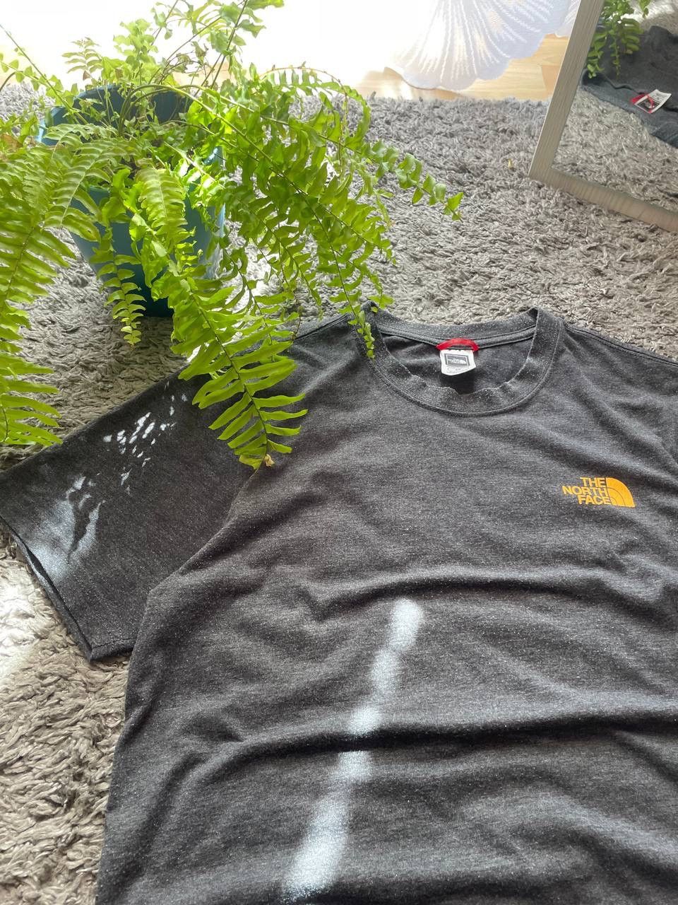 The North Face The North Face T-Shirt Streetwear Outdoor Gorpcore Big Logo Size US S / EU 44-46 / 1 - 16 Thumbnail