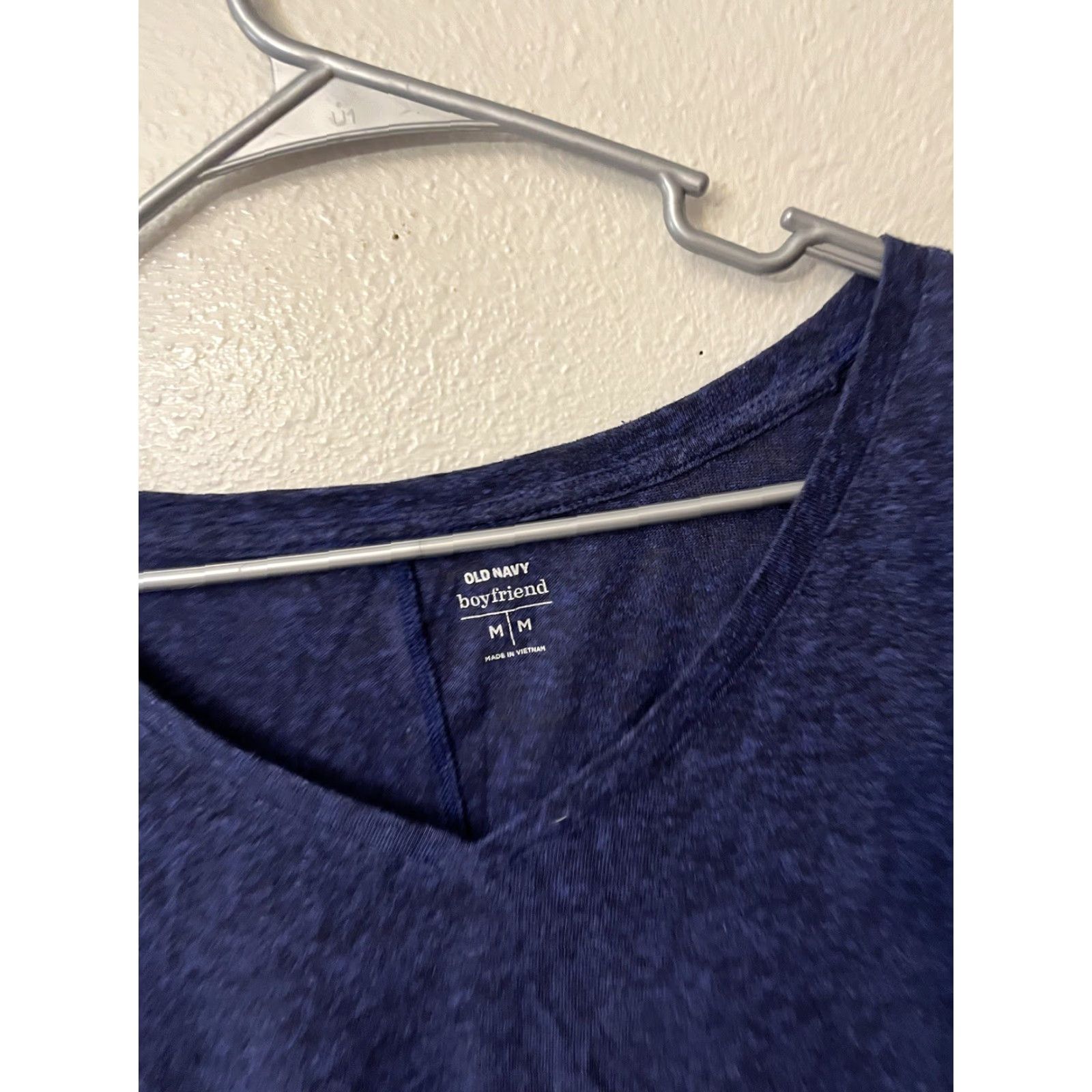 Old Navy Old Navy Shirt Womens Size Medium Blue V-Neck Short Sleeve Pocket Tee - Basic T-Shirt, Cotton/Poly, Relaxed Fit, Regular, Womens, Vintage: No Size M / US 6-8 / IT 42-44 - 3 Thumbnail