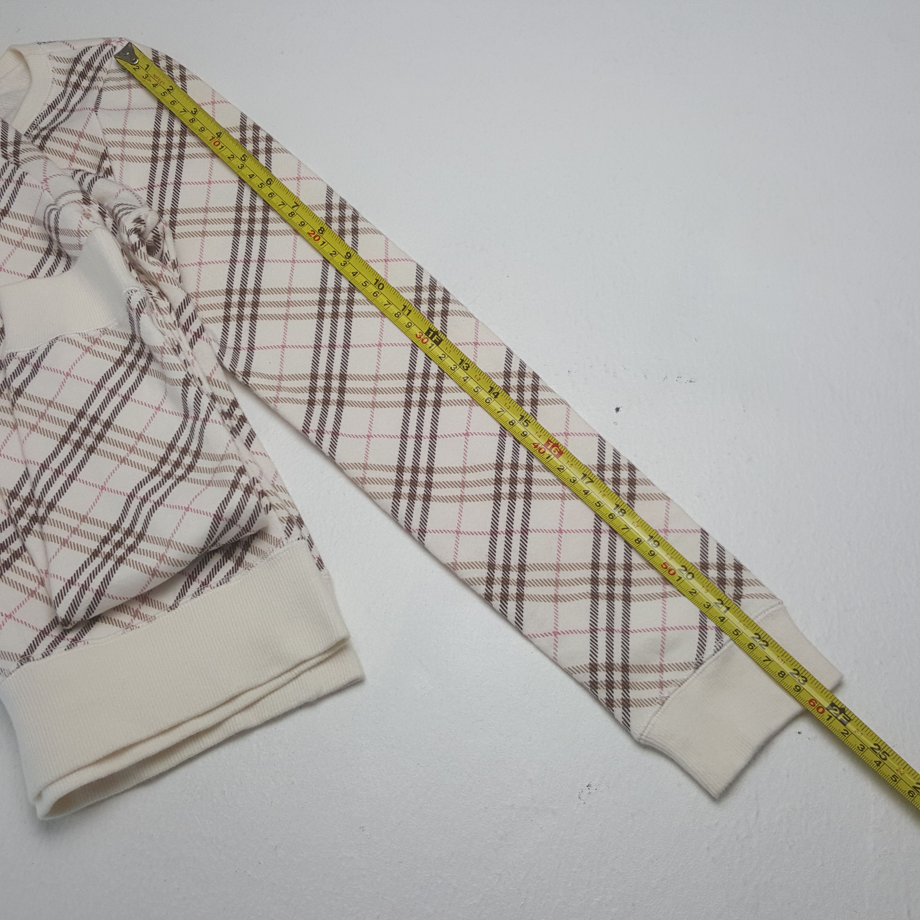 Burberry Vintage Burberry London Nova Check Sweatshirt C316N27 Size US XS / EU 42 / 0 - 7 Thumbnail