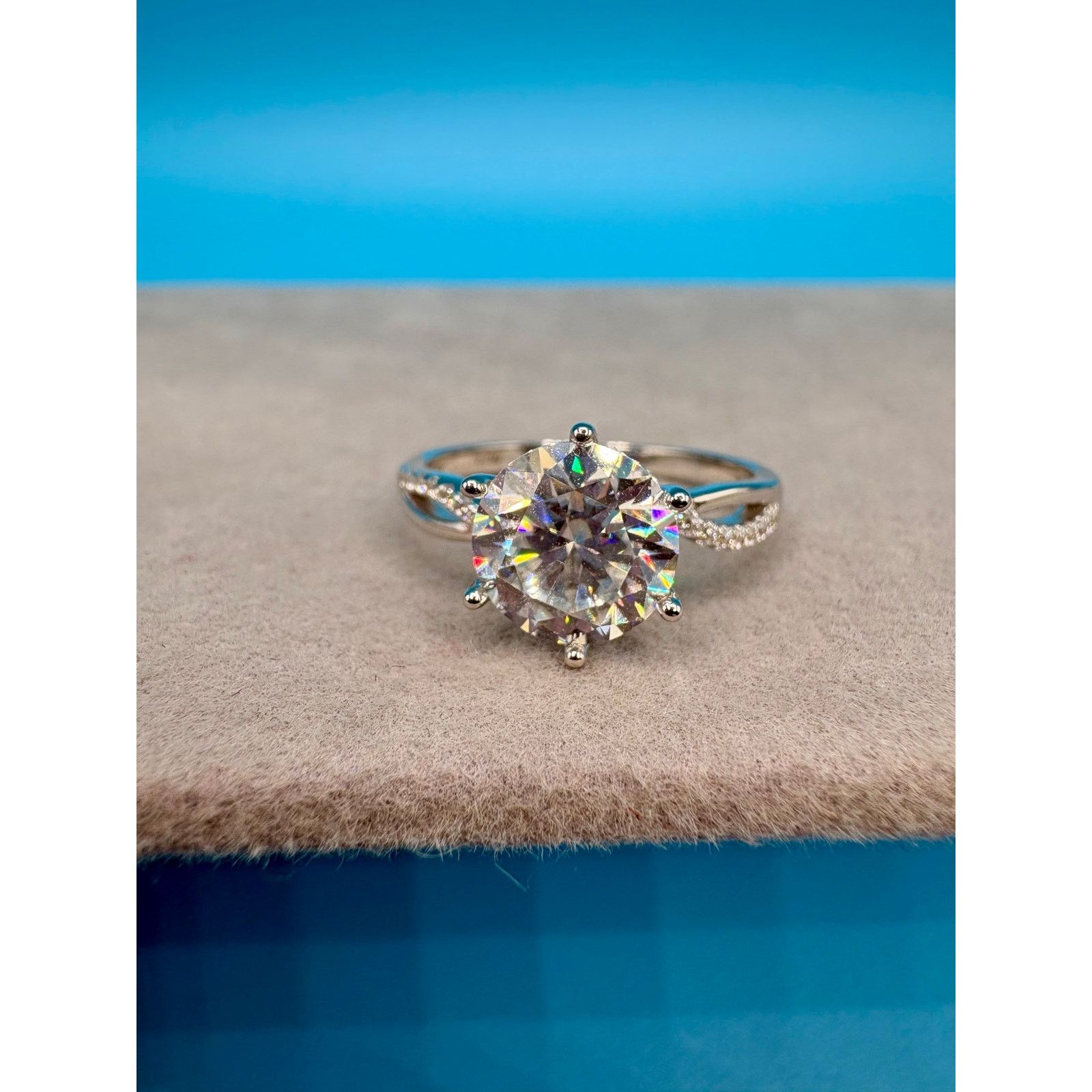 Jewelry Stunning 4CTW Moissanite Ring - AU750 (75% White Gold) Sz 9 Size ONE SIZE - 8 Thumbnail