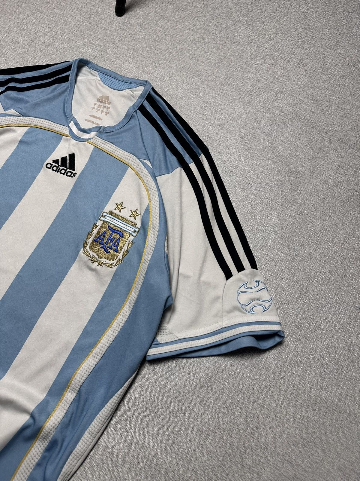 Adidas × Vintage Argentina 2008 jersey soccer Messi retro fifa wolf cup Size US S / EU 44-46 / 1 - 2 Thumbnail