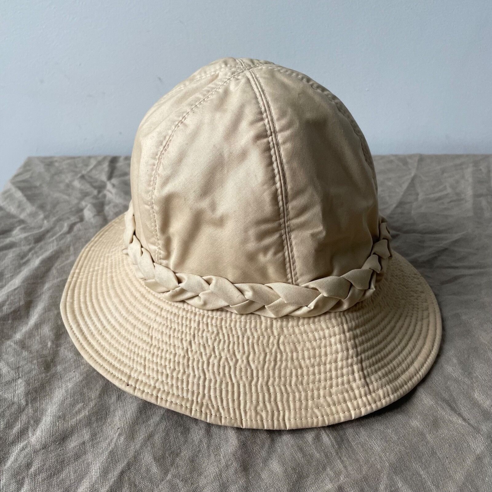 Aquascutum Aquascutum Vintage Beige Сloche Hat 9130AC Size ONE SIZE - 1 Thumbnail