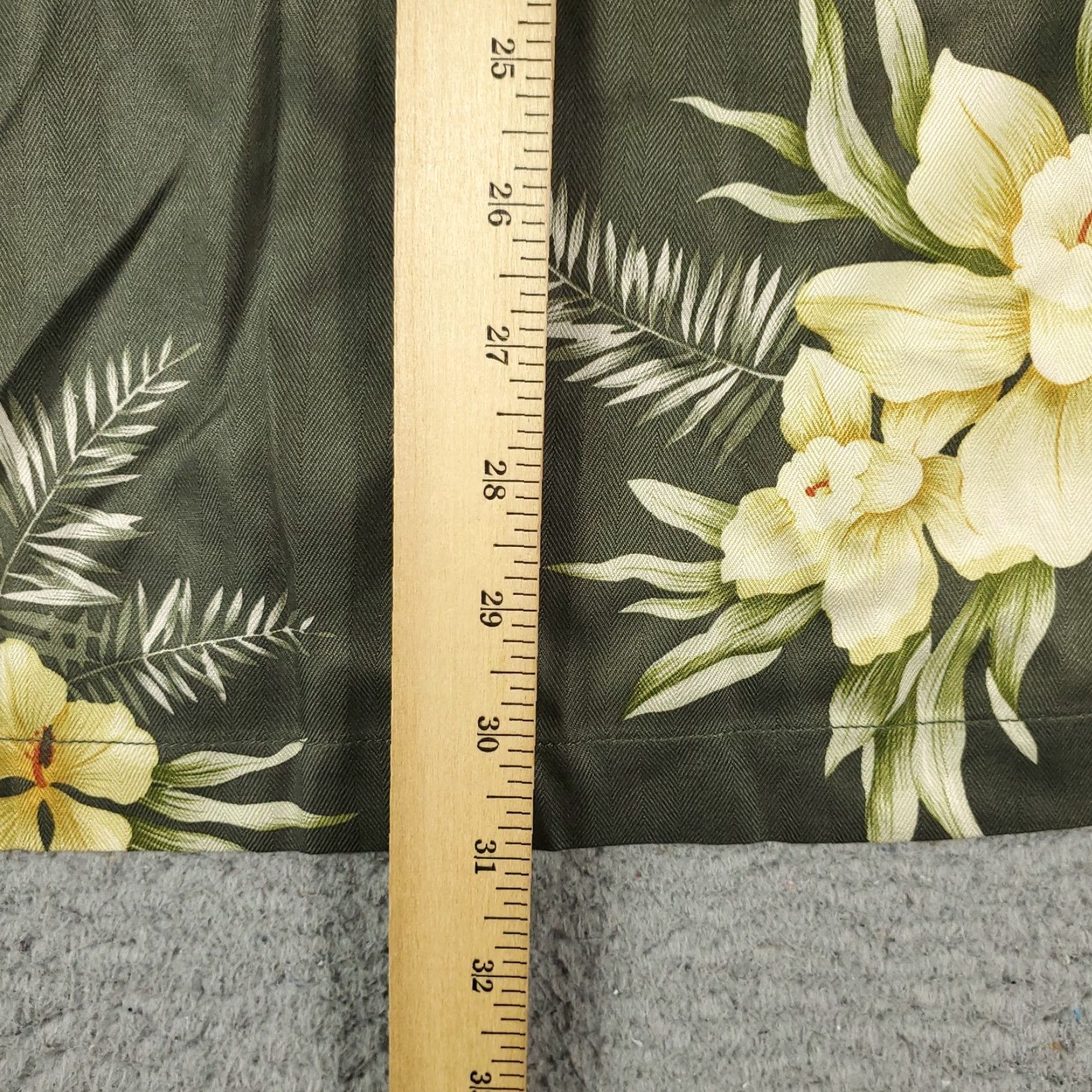 Tommy Bahama Tommy Bahama Shirt Mens XL Green Floral Hawaiian Button-Up Short Sleeve Size US XL / EU 56 / 4 - 4 Thumbnail