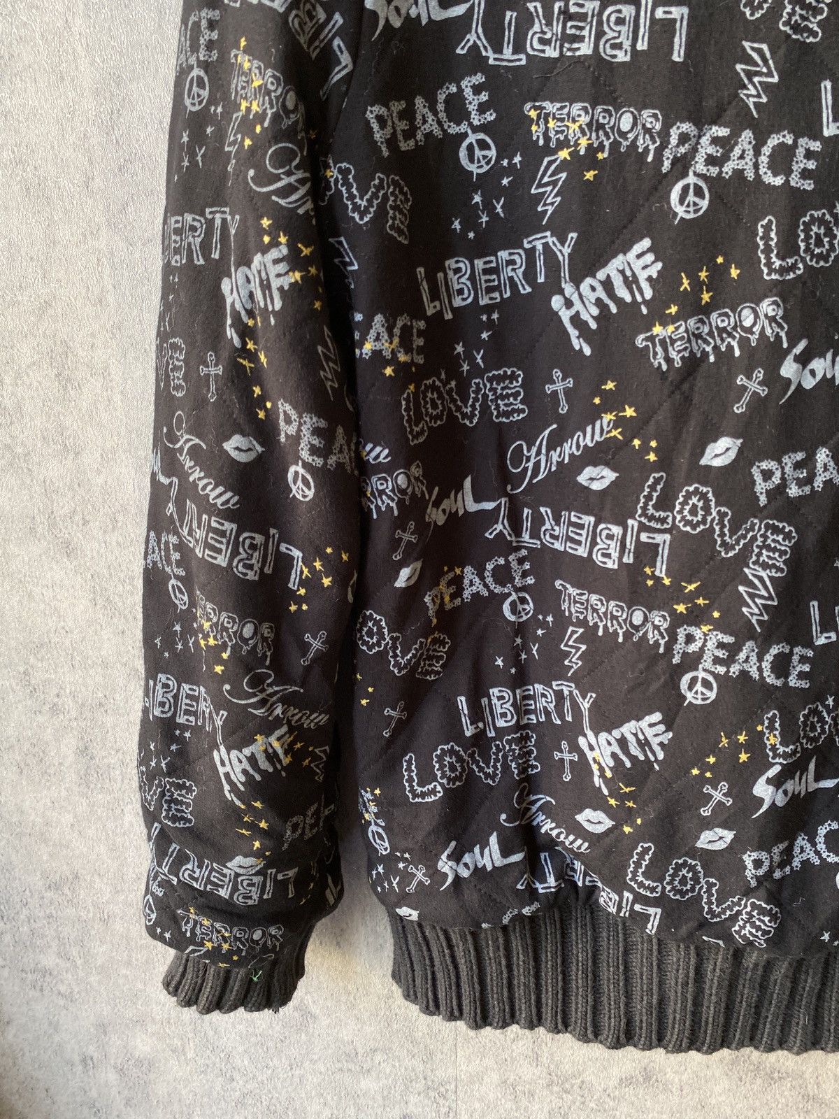 Arrow Arrow ARW Japan Fullprint Design Fur Hoodie Size US M / EU 48-50 / 2 - 15 Thumbnail