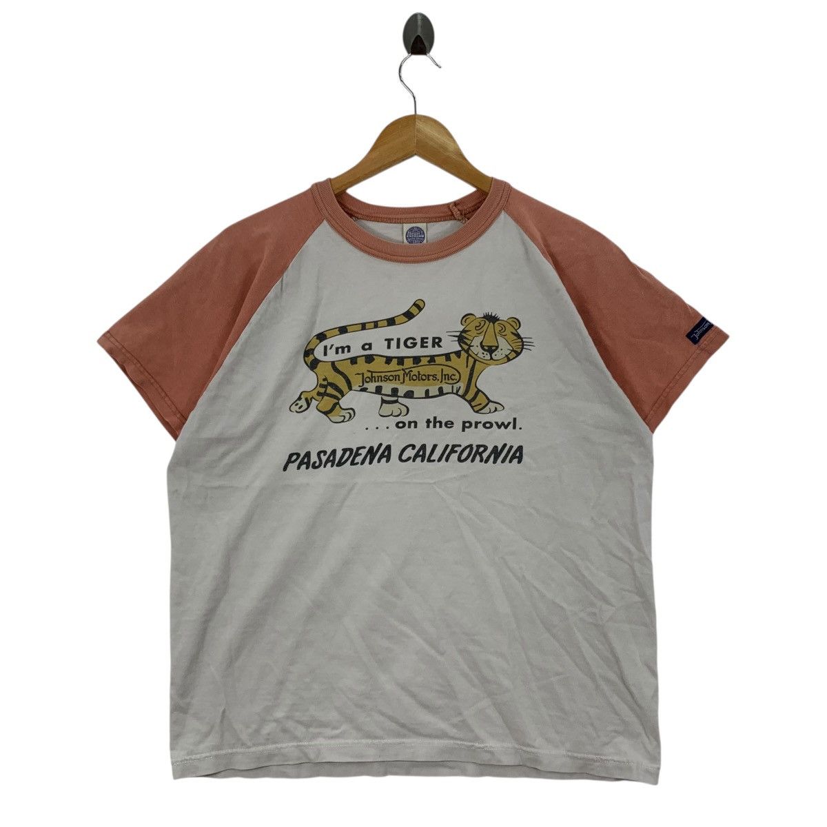 TOYO ENT Toys Mccoy Johnson Motors MCHILL Japan Tshirt