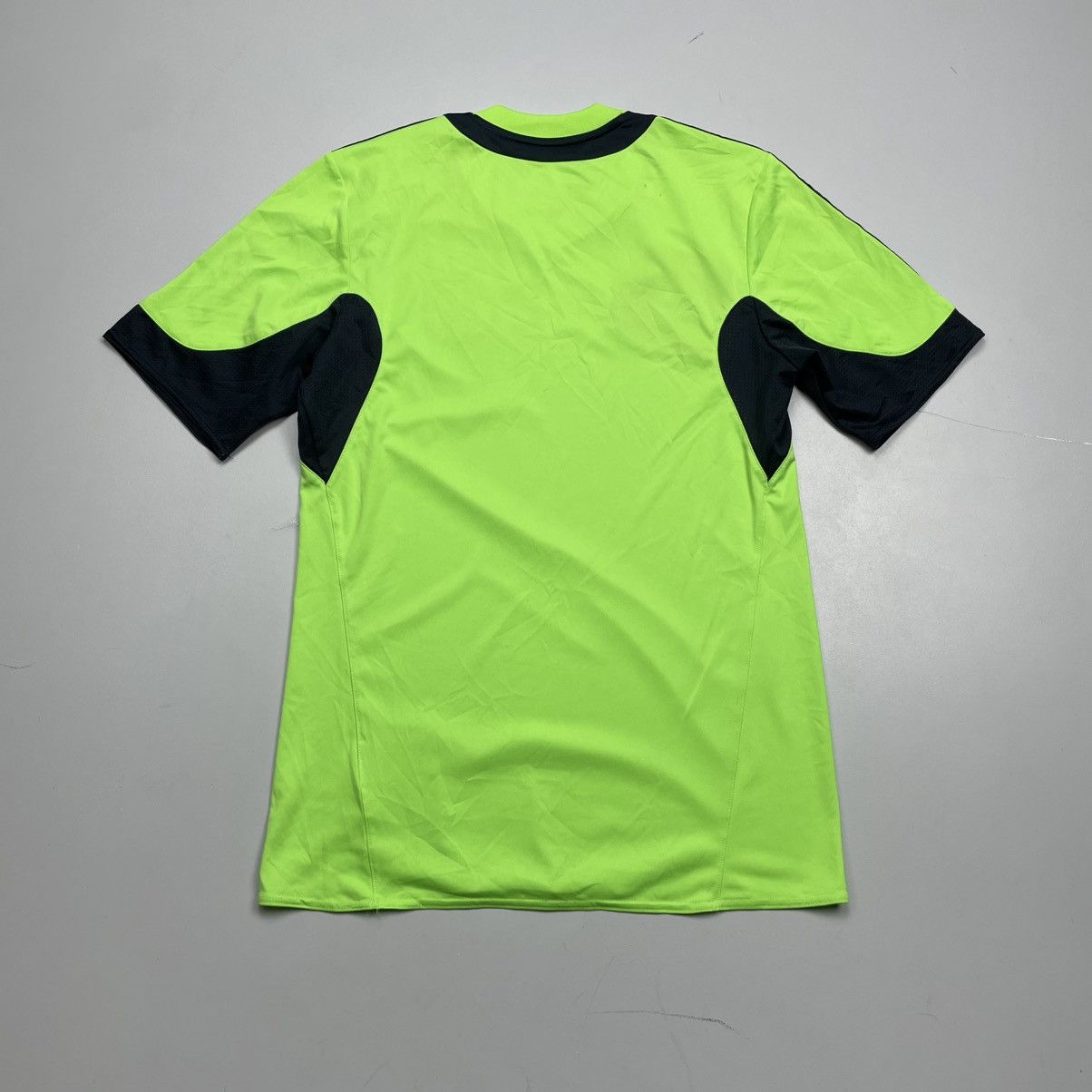 Vintage Vintage 2012-13 Ajax Amsterdam Adidas Training Jersey Size US M / EU 48-50 / 2 - 3 Thumbnail