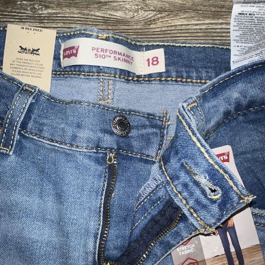 Levi's Levi's Boys' 510 Skinny Fit Jeans - Blue. Size 18. NWT. L Size US 31 - 4 Thumbnail