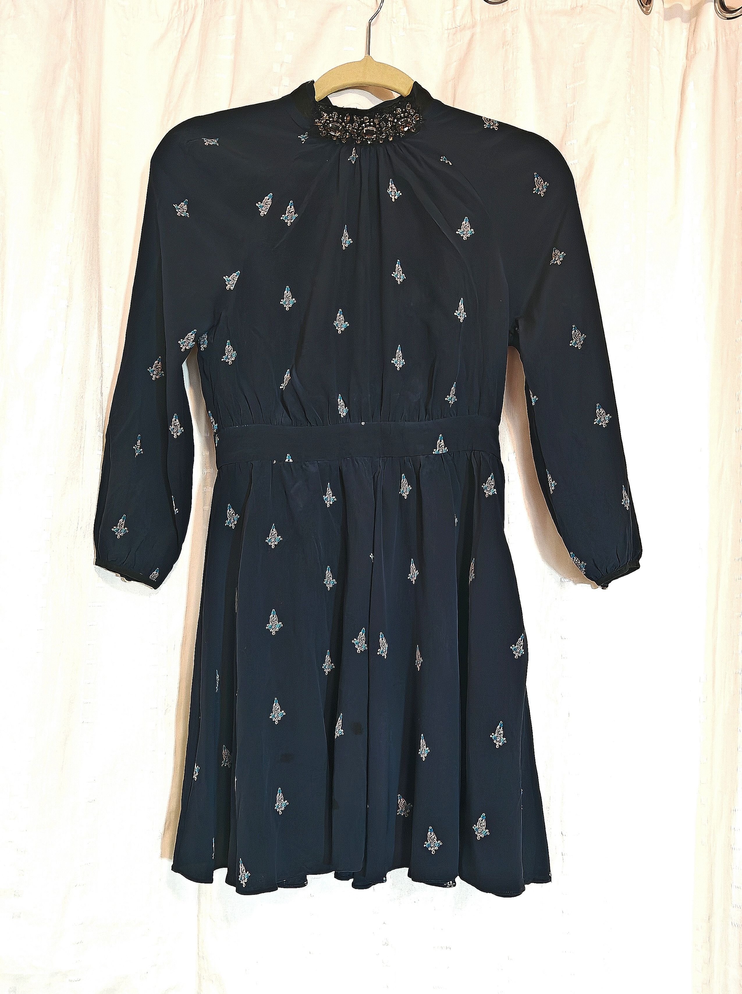 Juicy Couture Juicy Courture silk jewel collar dress size 0 Y2K 2000s Size XS / US 0-2 / IT 36-38 - 7 Thumbnail