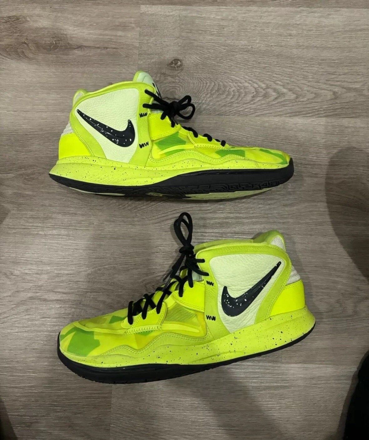 Nike Nike Kyrie Infinity Green EYBL peach Jam PROMO Size US 14 / EU 47 - 1 Thumbnail