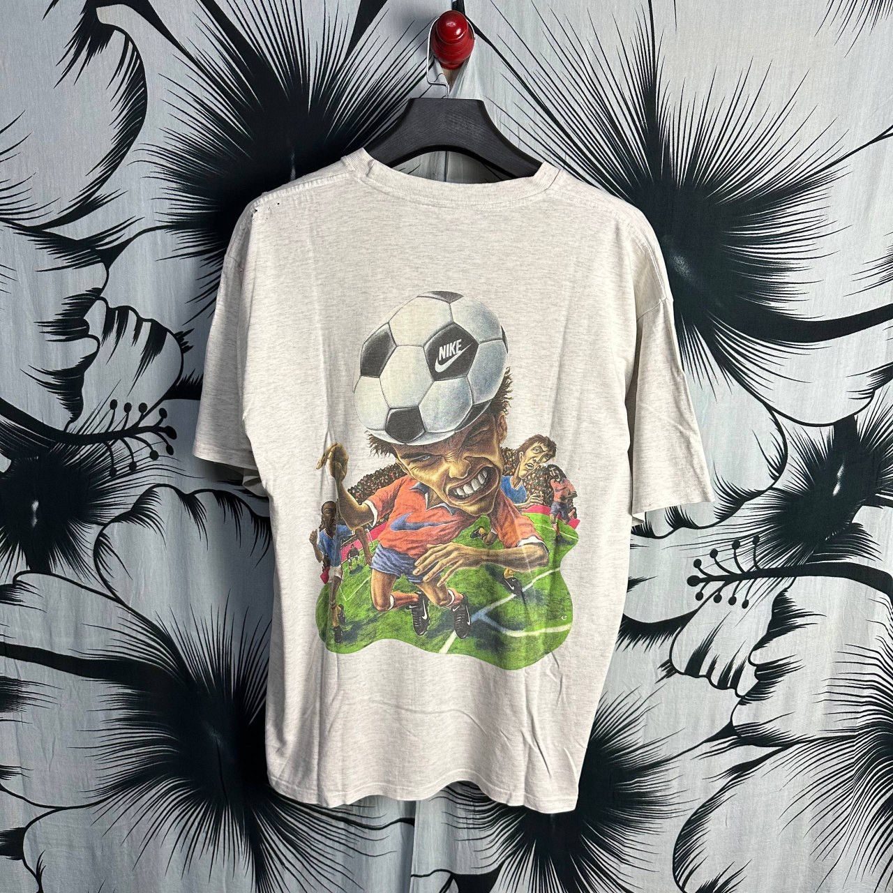 Nike Rare Vintage 90s Nike Ramblers S.C Big Graphic T-Shirt Size US XL / EU 56 / 4 - 1 Thumbnail