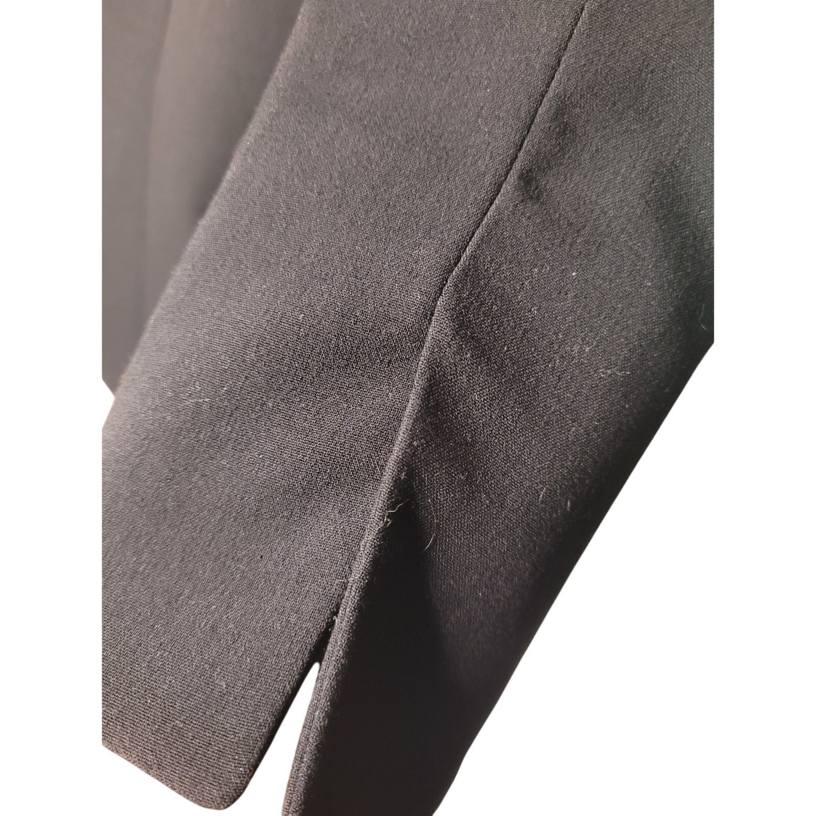 Elie Tahari Tahari Black Fitted Blazer 3 Button Lined Sz 6 Size M / US 6-8 / IT 42-44 - 4 Thumbnail