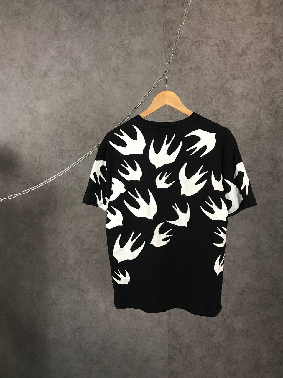Alexander McQueen Alexander McQueen MCQ designer monogram tee Size US M / EU 48-50 / 2 - 6 Thumbnail
