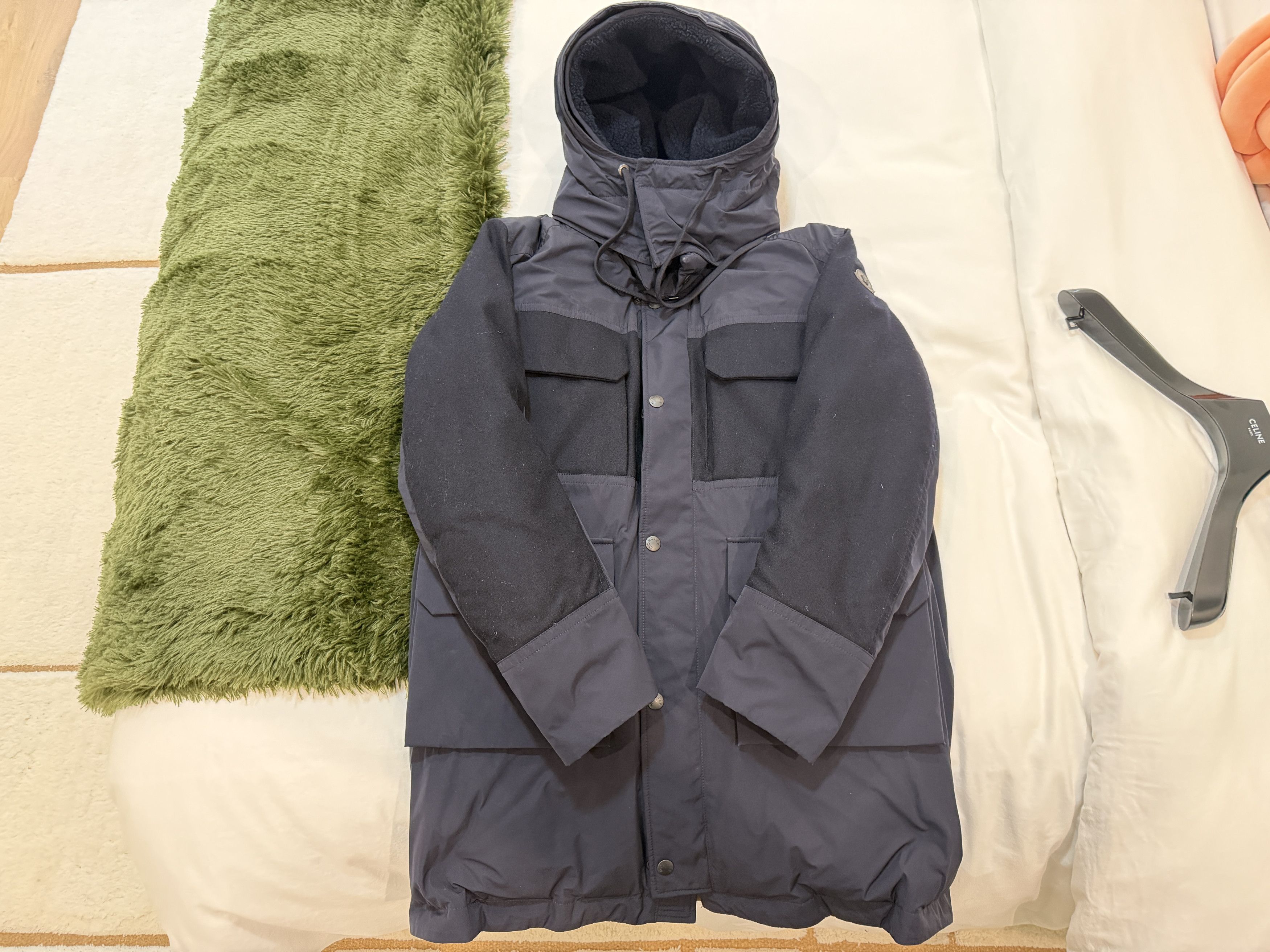 Moncler Authentic Moncler Perrault Navy Hooded Down Jacket SZ1 Size US S / EU 44-46 / 1 - 1 Thumbnail