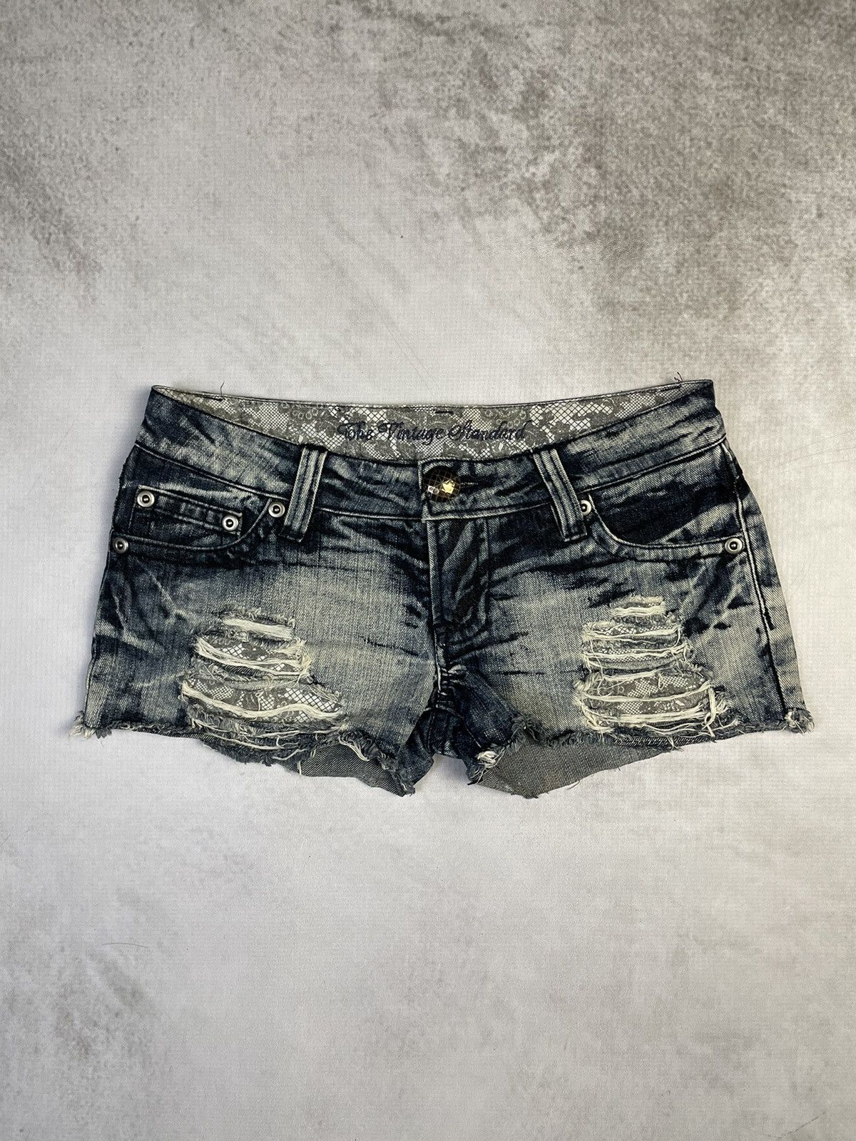 Japanese Brand The Vintage Standard D.i.a. Style Distressed Micro Shorts Size 27" / US 4 / IT 40 - 1 Thumbnail