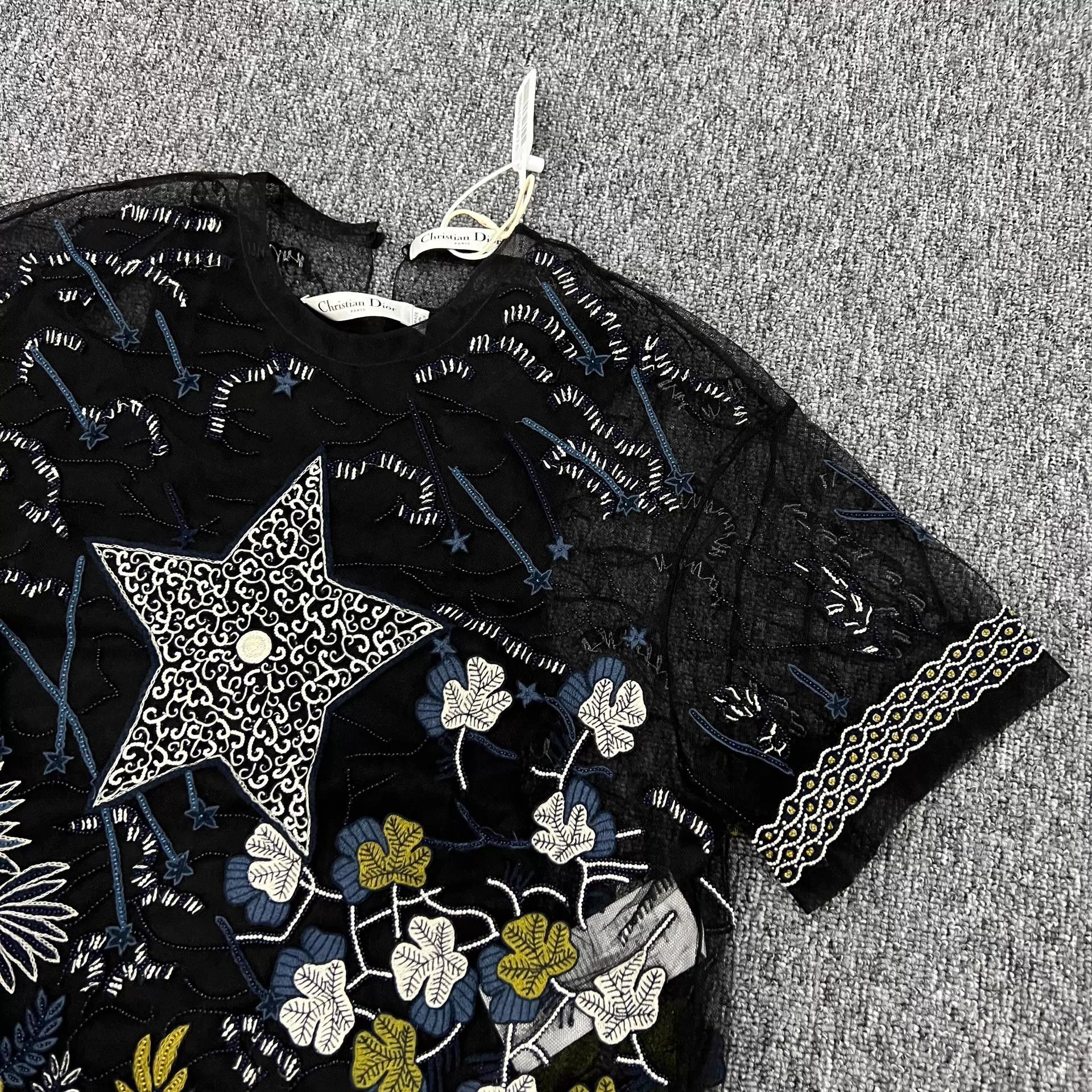 Dior Dior Beaded Embroidered Lace Tulle Lined Top 36 99New Size XS / US 0-2 / IT 36-38 - 3 Thumbnail