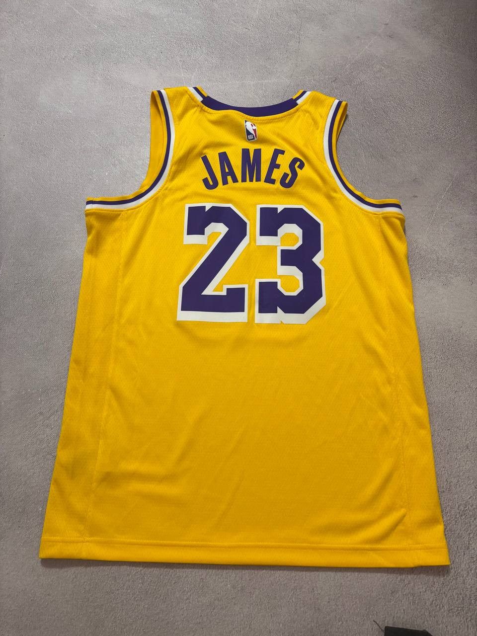 NBA Nike NBA Los Angeles Lakers LeBron James Jersey Gold Size US M / EU 48-50 / 2 - 2 Thumbnail