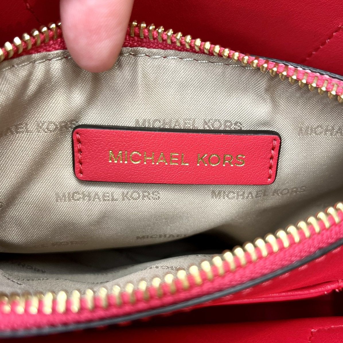 Michael Kors Michael Kors Deep Pink Mercer Embellished Leather 2-Way Bag Size ONE SIZE - 17 Thumbnail