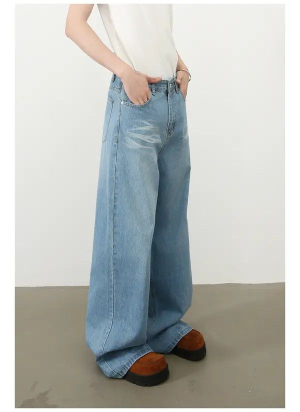Japanese Brand VIBE Men's blue loose straight washed whisker jeans Size US 32 / EU 48 - 4 Thumbnail
