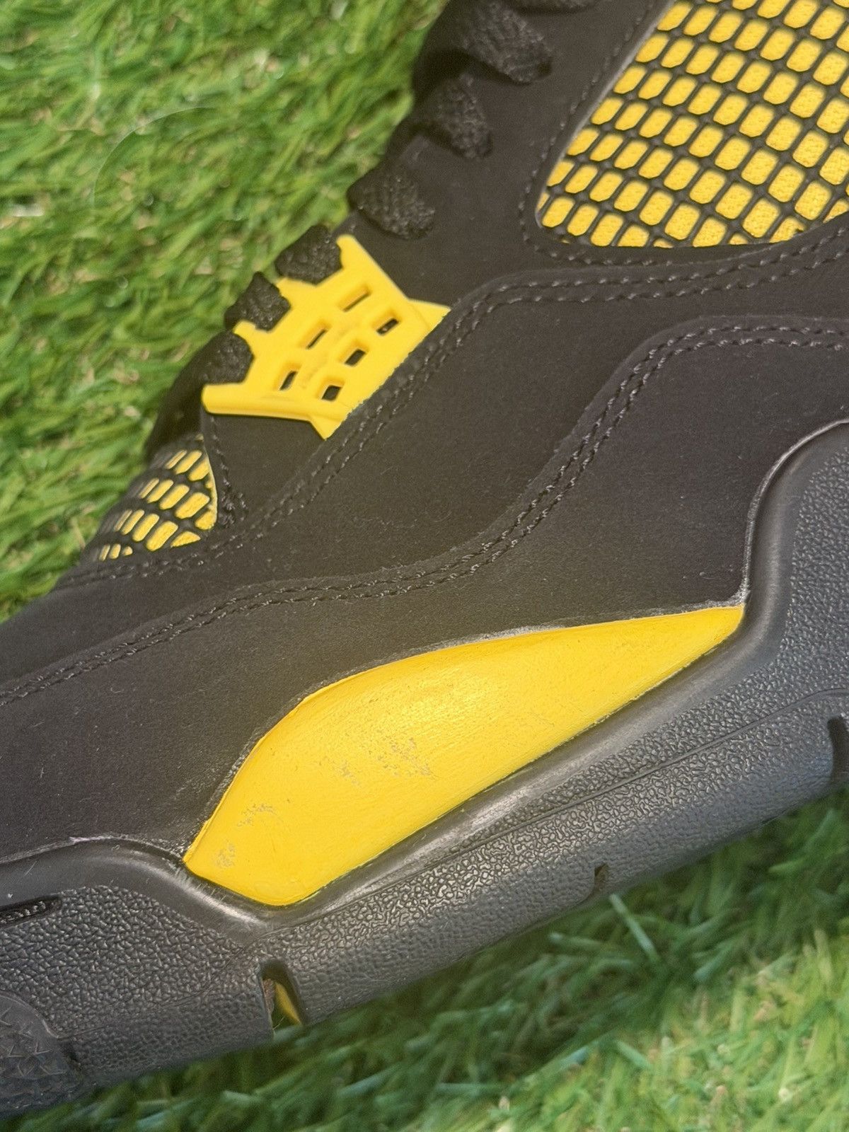 Jordan Brand Jordan 4 Thunder Size US 10 / EU 43 - 11 Thumbnail