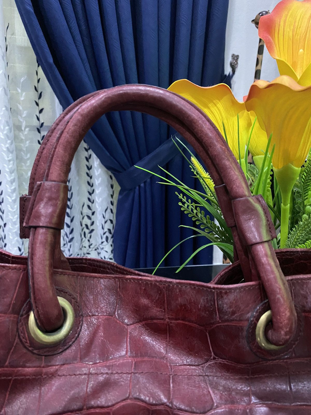 Furla Furla Burgundy Embossed Hand Bag Size ONE SIZE - 7 Thumbnail