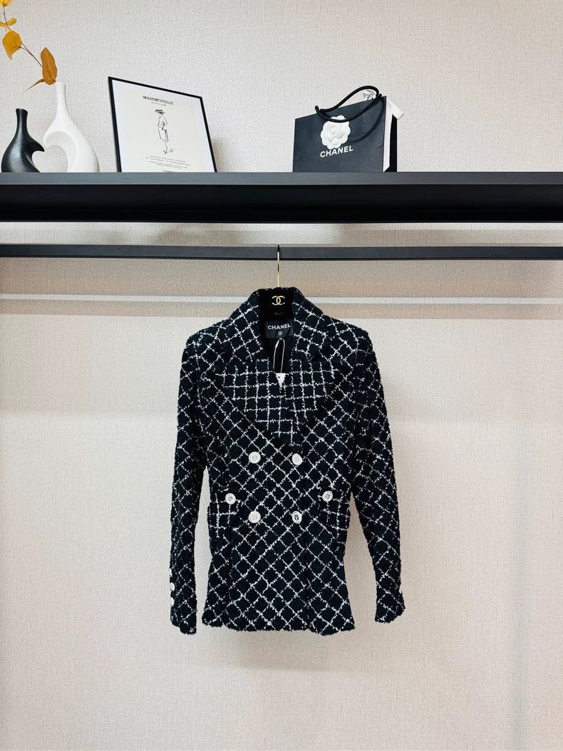 Chanel Chanel Black and White Checked Waistcoat- DMC Size US M / EU 48-50 / 2 - 1 Thumbnail